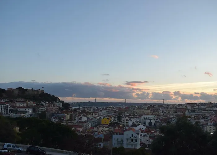 شقة Elegant Riverview In Historical