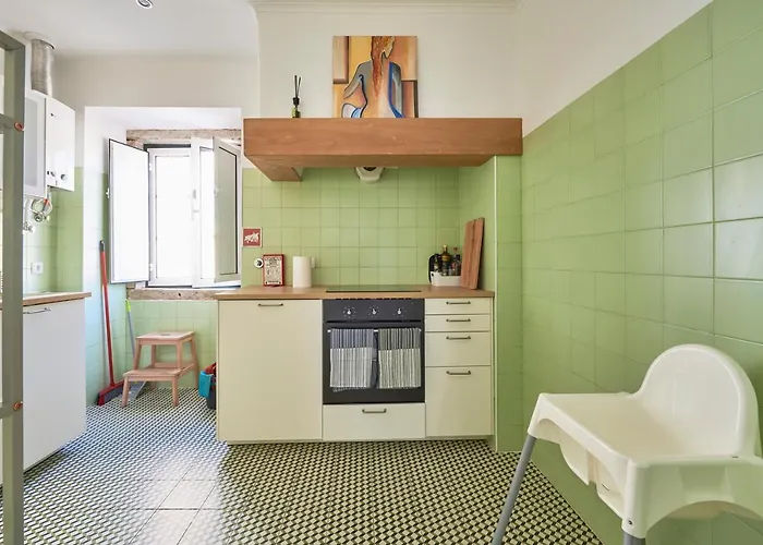 Elegant Riverview In Historical Lisboa