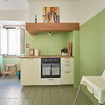 Elegant Riverview In Historical リスボン