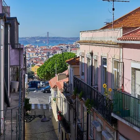 Elegant Riverview In Historical * Lisbona