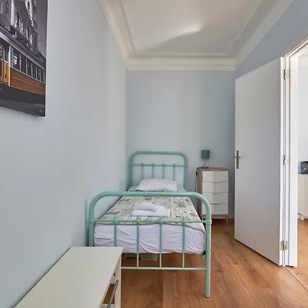 Appartamento Elegant Riverview In Historical Lisbona