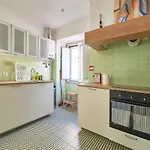 Daire Elegant Riverview In Historical *